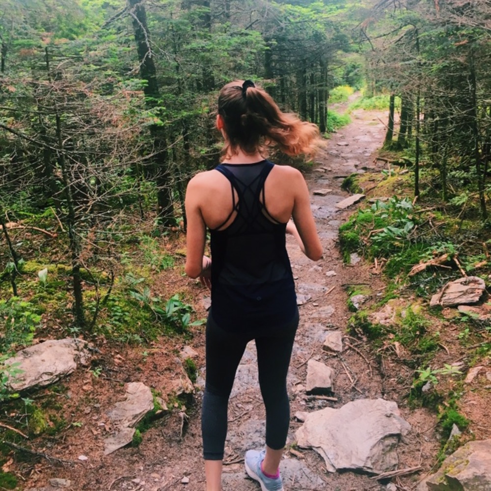 Meet your Posher, Leah